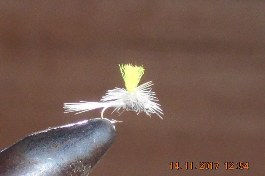 Parachute midge fly